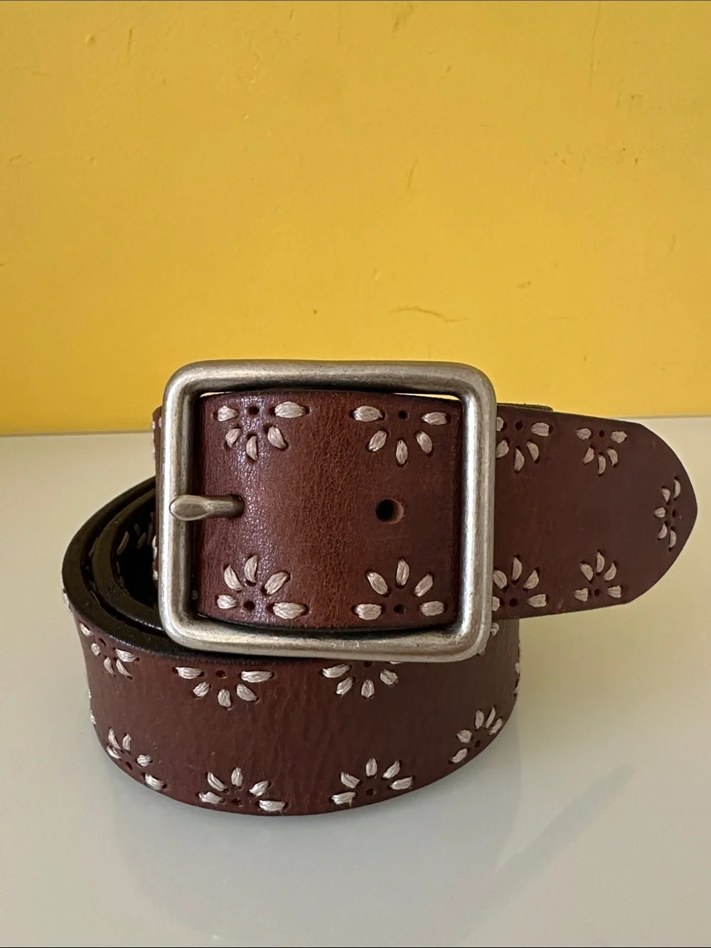 Buckle Brand Vintage Brown Leather Floral-Embroidered Belt